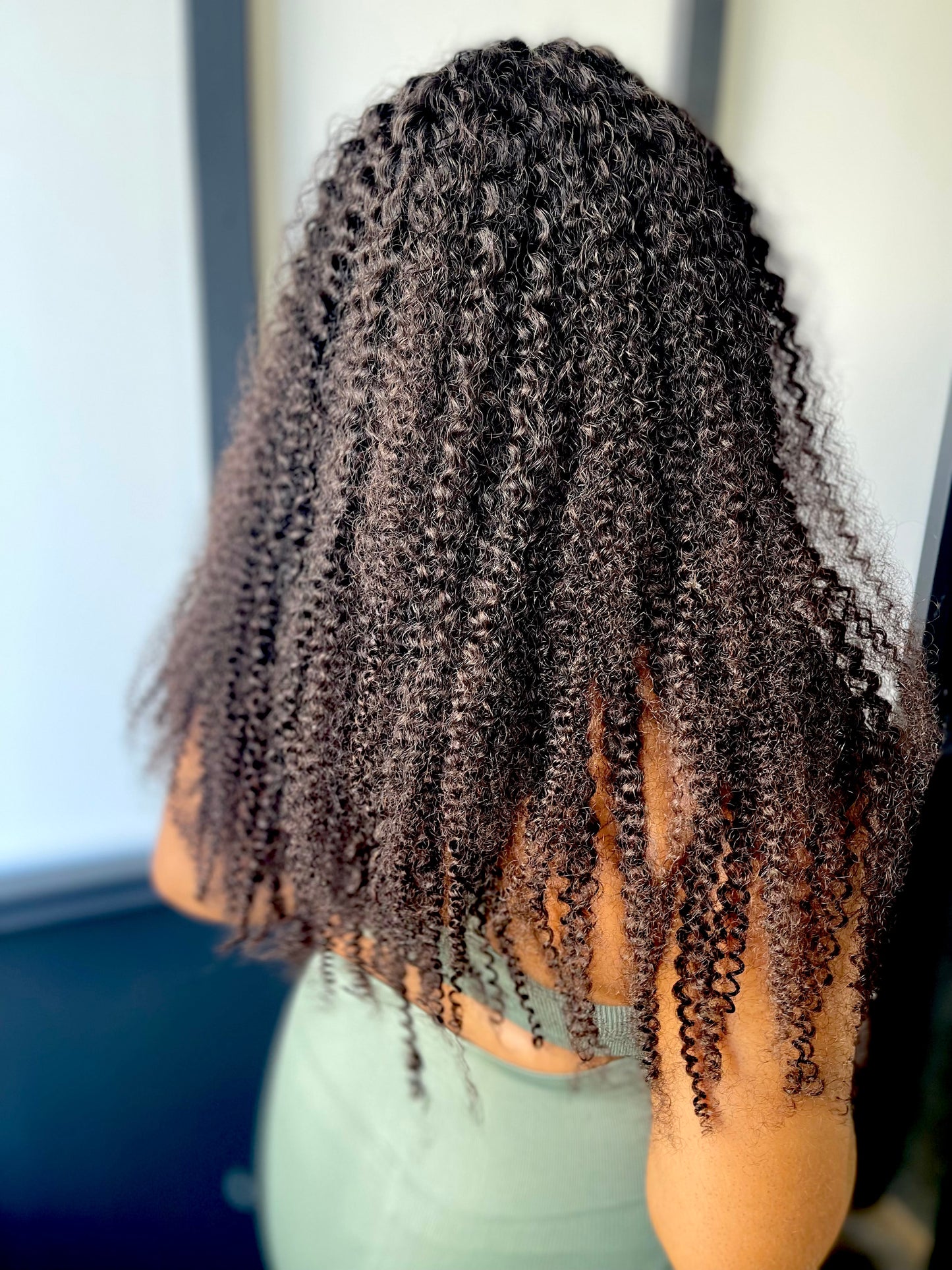 Perruque Virgin Hair Kinky Curly 26” – Lace Wig Closure 5x5 | DIOLA – Minga Hair